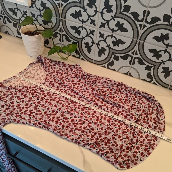 Motherhood Maternity Red Floral Tunic Top - Picture 3 of 8